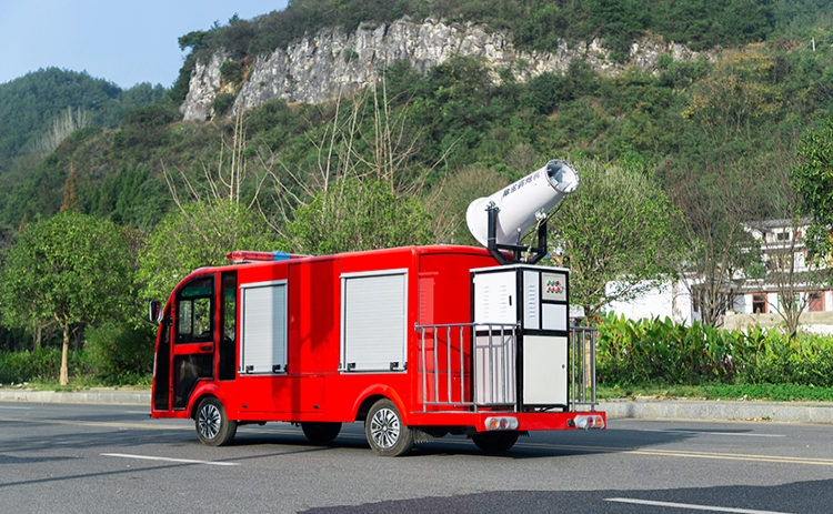 2座除塵車(chē)，道路降塵霧炮車(chē)